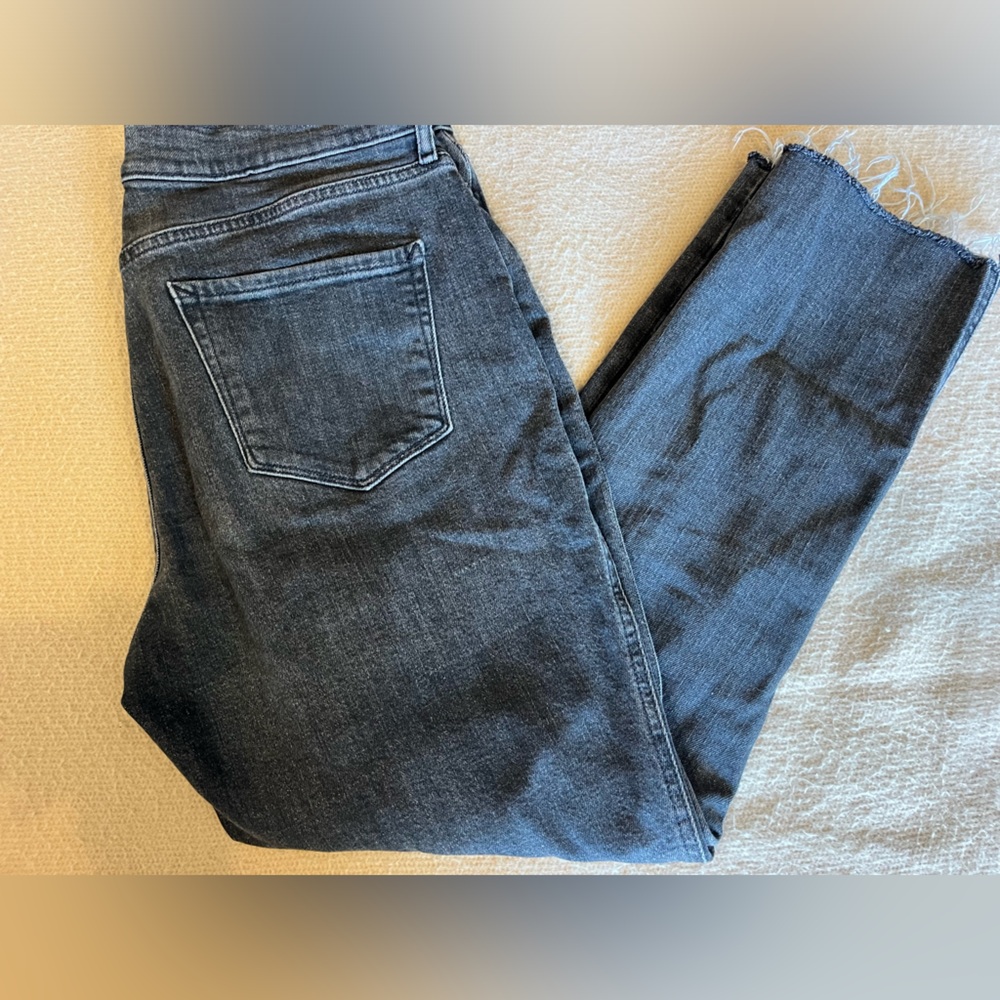 a.n.a High Rise Straight Jean - Picture 2 of 10